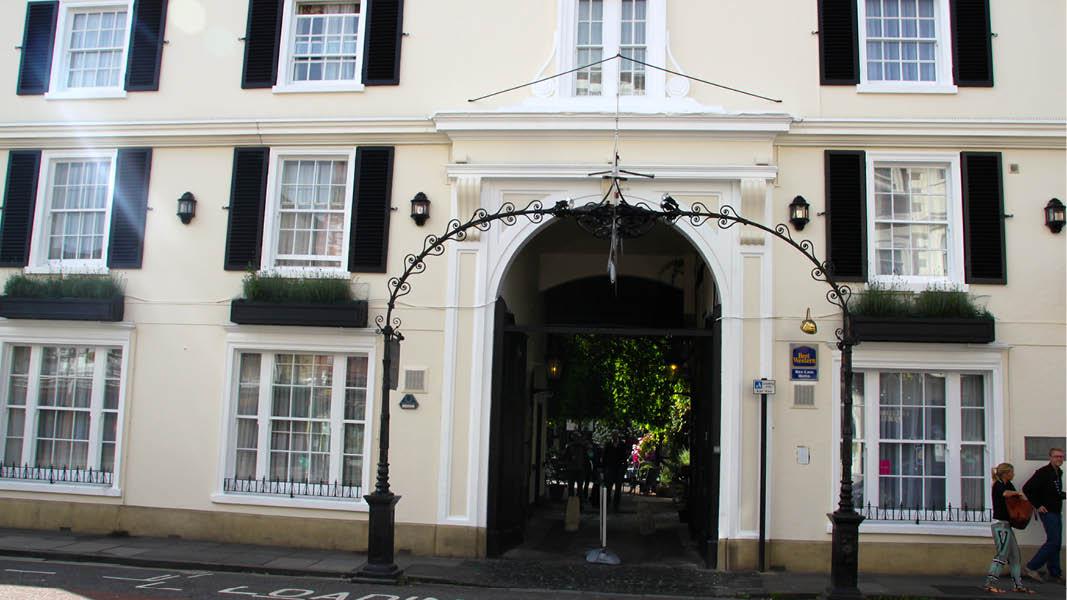 hotel red lion, Salisbury